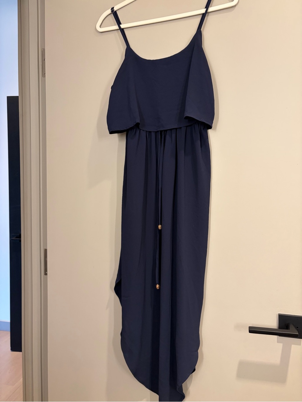 Flowing Navy Blue Spaghetti-Strap Maxi Dress